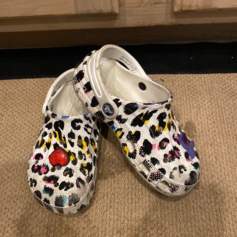 Animal print girls kids crocs - size 12